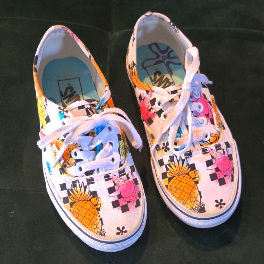 Vans Womens ( Kids ) Pineapple Print Vans Sneakers